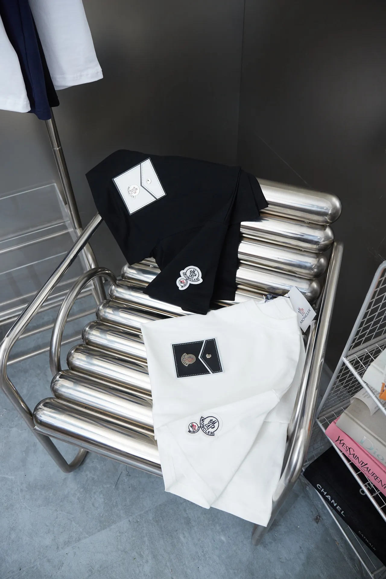MONCLER 25SS New Arrival logo · 280 100% · 32 1X 1 · · · ：Black/White Size：S/M/L/XL